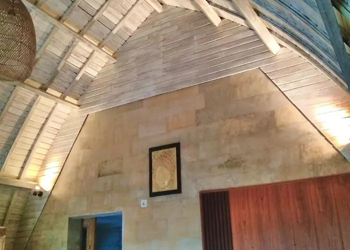 D Angga Tampaksiring * Tegallalang (Bali)